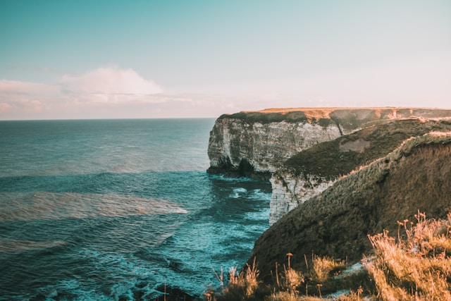 chalk cliffs beside the sea